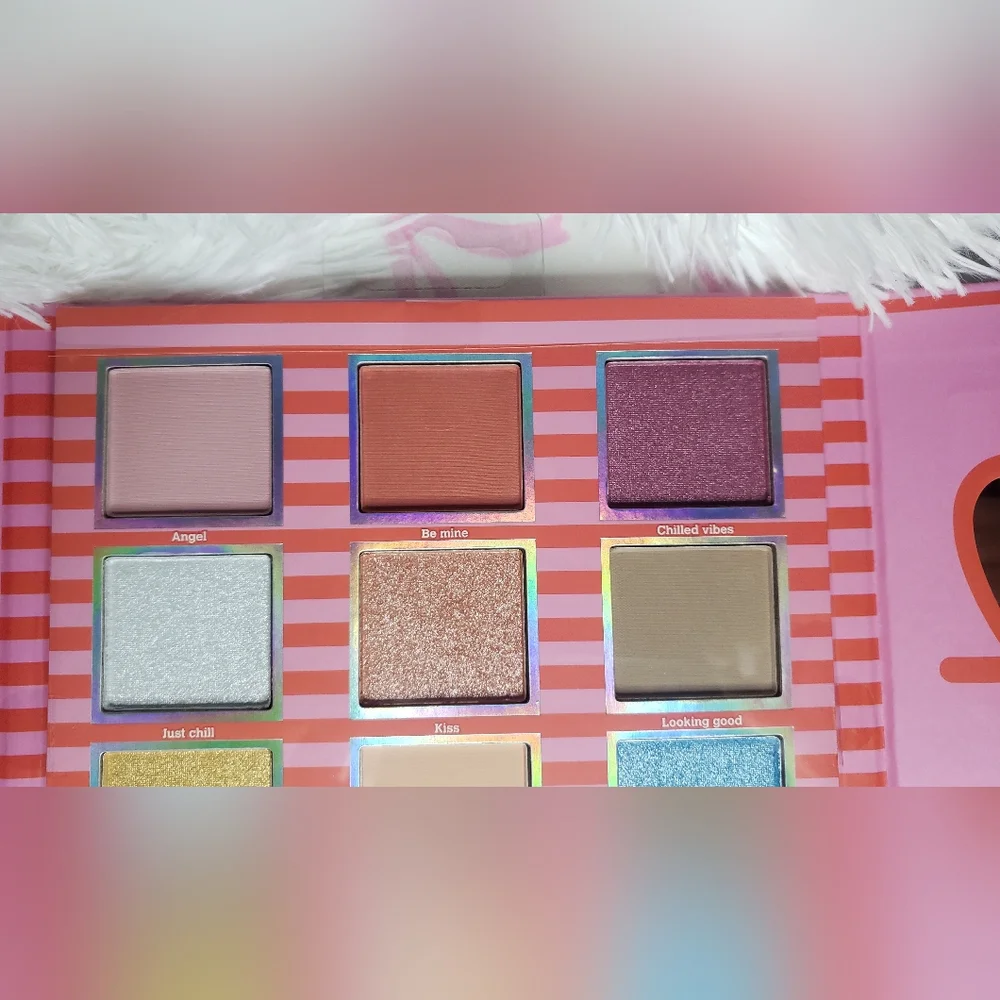 Disney Stitch Eyeshadow Palette Valentine's Day Taste Beauty Brand New